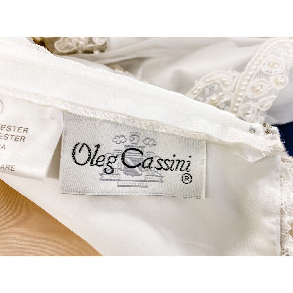 VTG Oleg Cassini Wedding Dress White Heavy Pearl Beaded Chapel Train Size 4 NWOT - Picture 5 of 8
